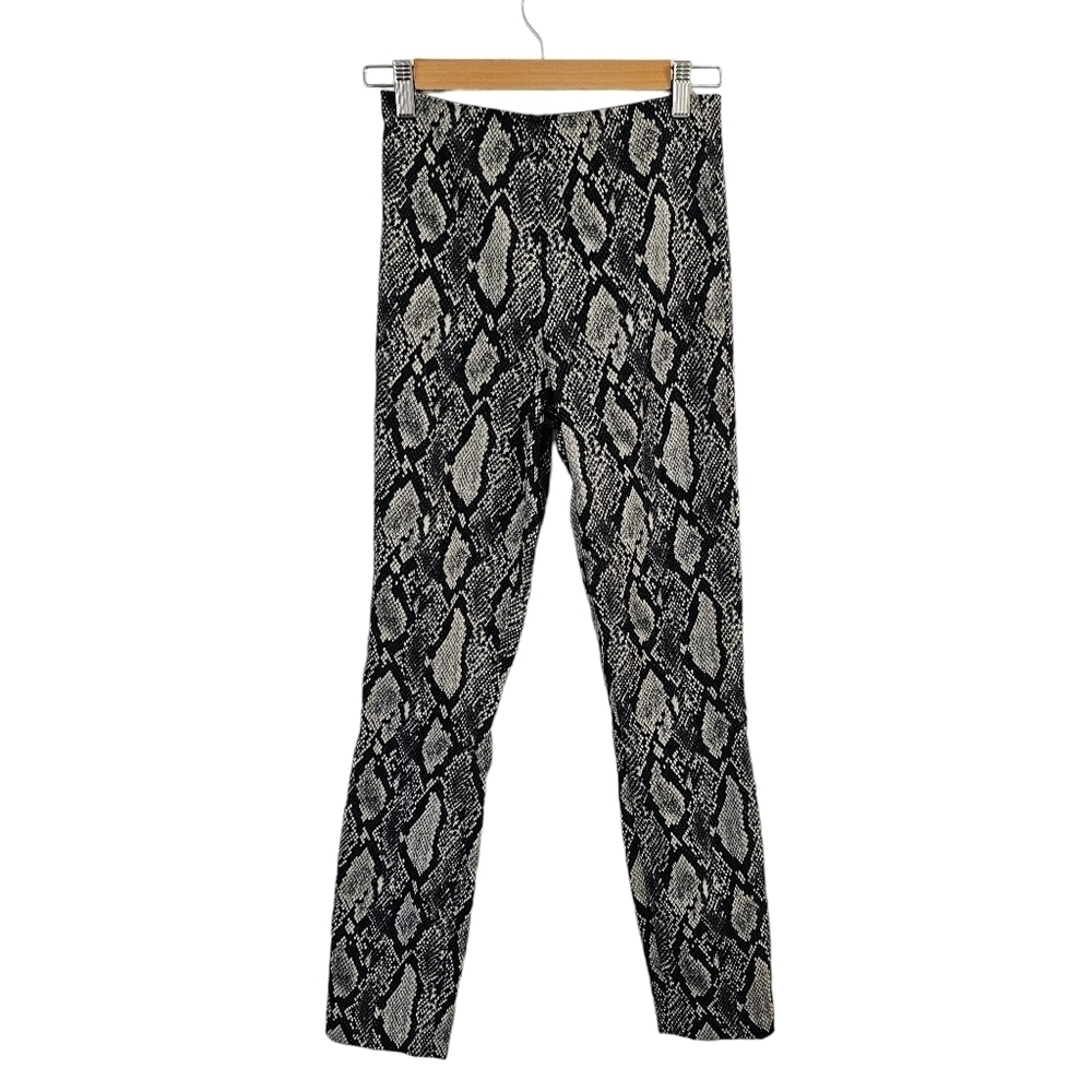 ALICE + OLIVIA Zippered Snakeskin Print Pants Size 2